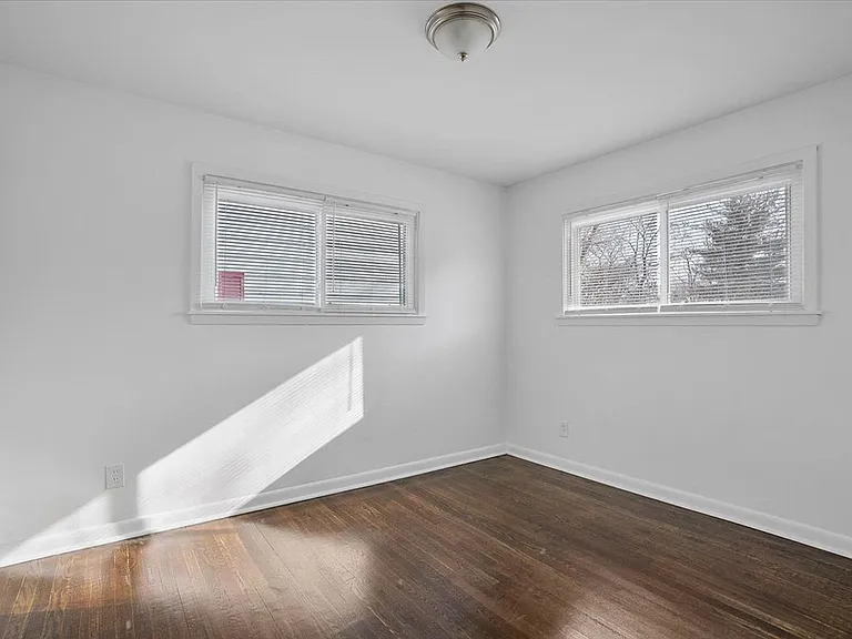 2448 Rainbow Ct — Photo 22