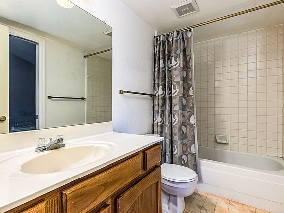 3rd image of 17620 N 17th Pl Unit 31