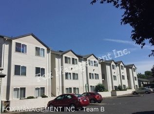 5702 NE Prescott St APT 35, Portland, OR 97218