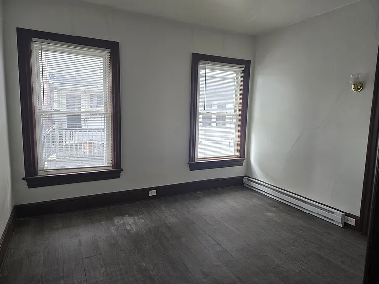 310 William St #310 — Photo 5