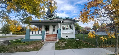 403 3rd Ave E Photo 1