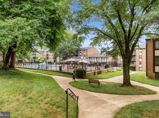 Hawthorne Village Condo, Fairfax, VA 22031