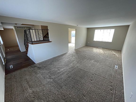 3rd image of 3681 Managua Dr
