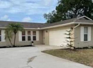 273 SW Grove Ave, Port Saint Lucie, FL 34983