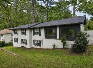 2851 Headland Dr, East Pt, GA 30344