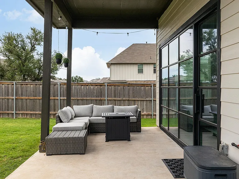 453 Arrowhead Vine St — Photo 23