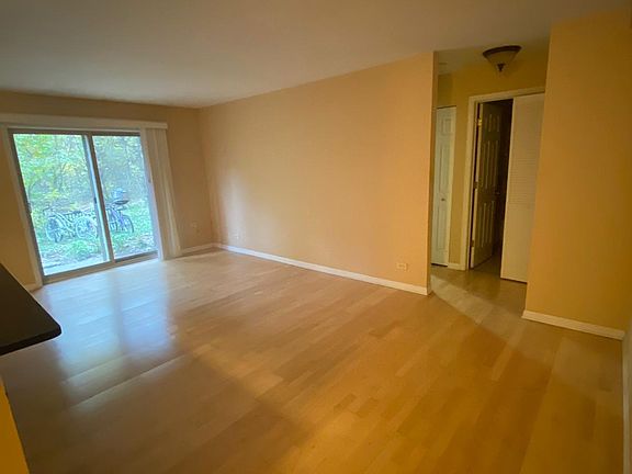 5th image of 709 Strom Dr APT 101
