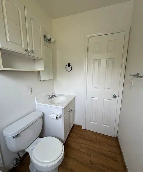 130 N Ivy Ave #C — Photo 9