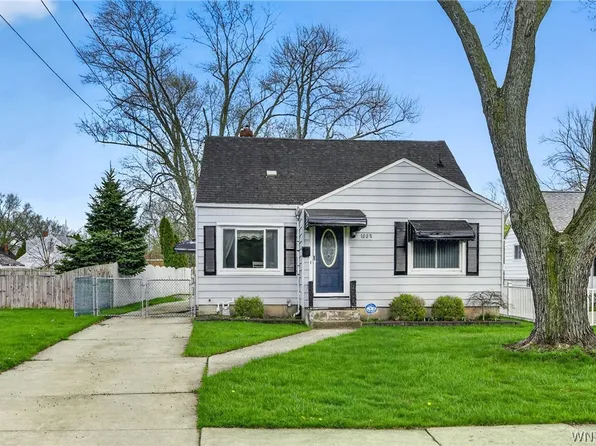 1009 Pasadena Ave, Niagara Falls, NY 14304