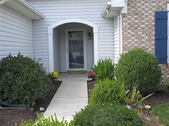 3rd image of 512 Lambert Dr