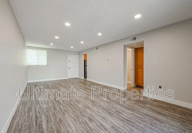 4727 E Lafayette Blvd #330 — Photo 3