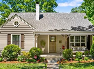 1001 Twyckenham Dr, Greensboro, NC 27408