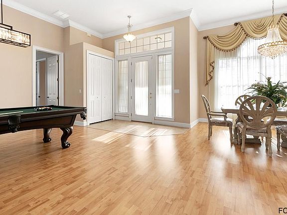 3rd image of 91 Brittany Ln