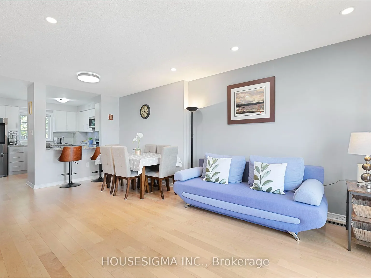 4 bed, $3,185 — Photo 3