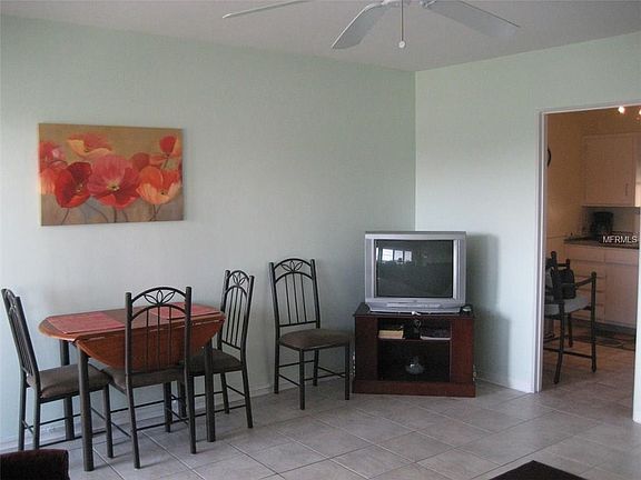 5th image of 491 1st St S APT 315