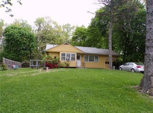 15 Knox Dr, New Windsor, NY 12553