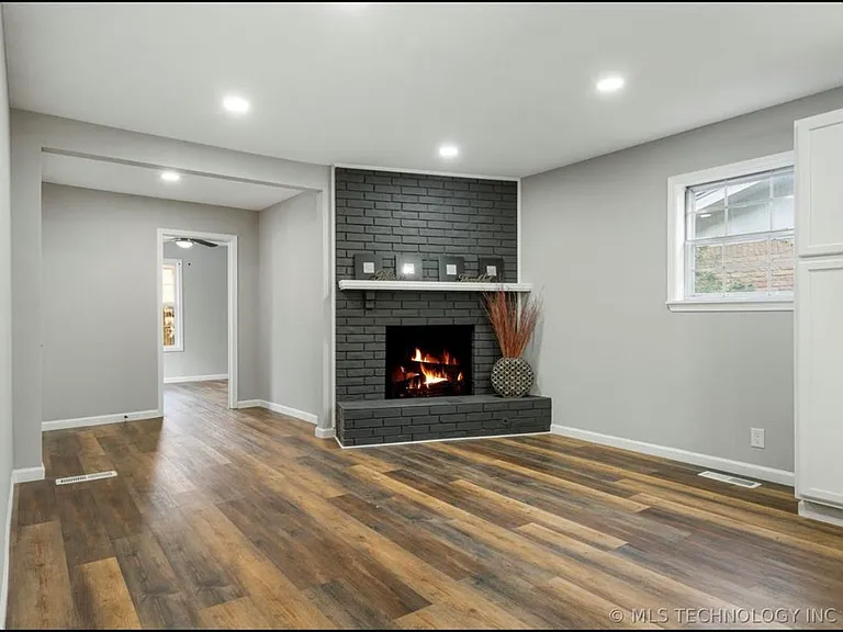 3016 S 86th East Ave — Photo 11