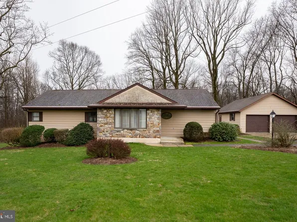 326 Kulps Rd, Barto, PA 19504