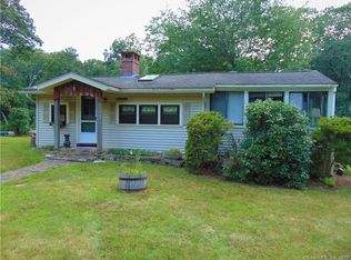 11 Shore Rd, East Haddam, CT 06423