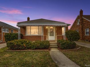 22780 Courtland Ave, Eastpointe, MI 48021