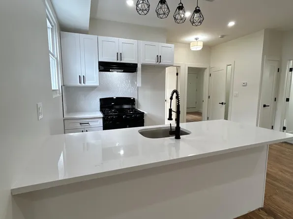 12 Elm St, Paterson, NJ