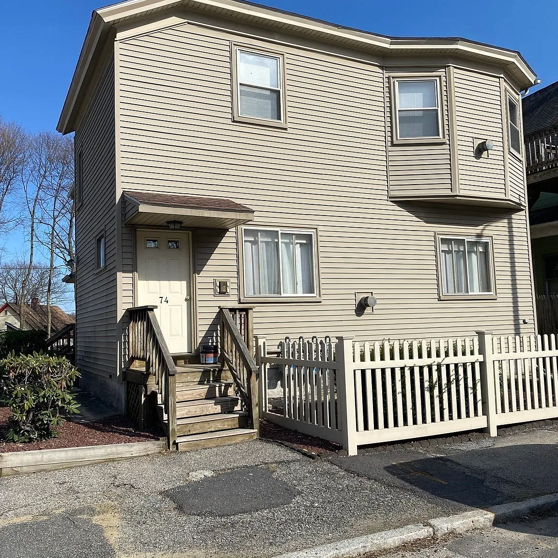 1 bed, 1.0 bath, 700 sqft, $1,650 — Photo 1