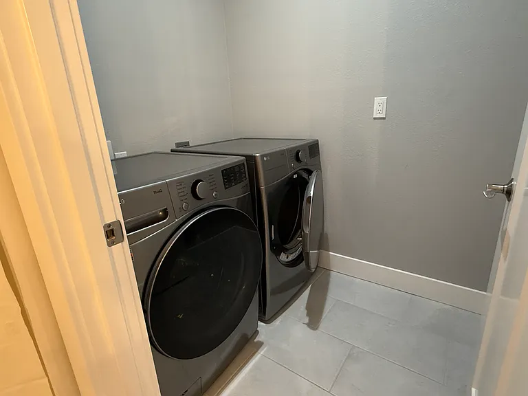 224 Claret Dr — Photo 9