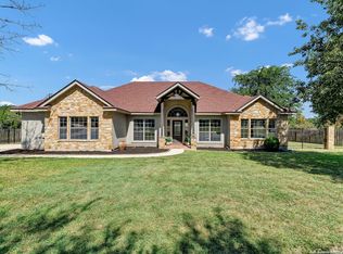 913 Long Mdw, Spring Branch, TX 78070