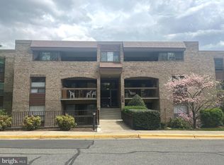 421 Christopher Ave APT 13, Gaithersburg, MD 20879