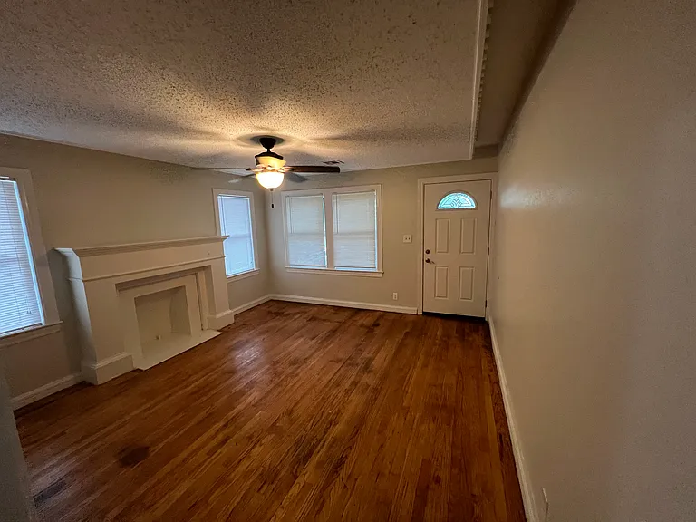615 S Zunis Ave — Photo 4