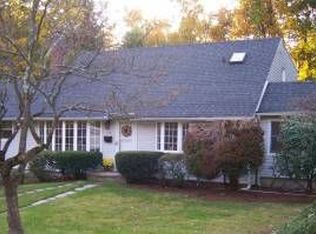 420 S Chelsea Rd, White Plains, NY 10603
