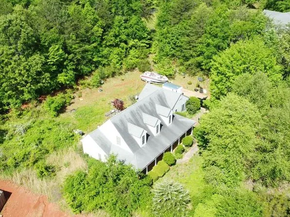 520 Patriot Way, West Union, SC 29696