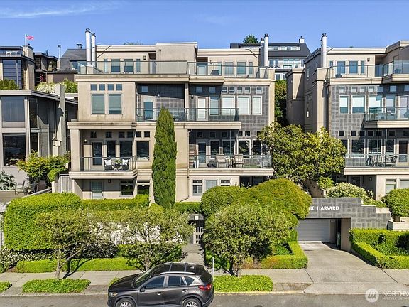 4th image of 1958 Harvard Avenue E #201