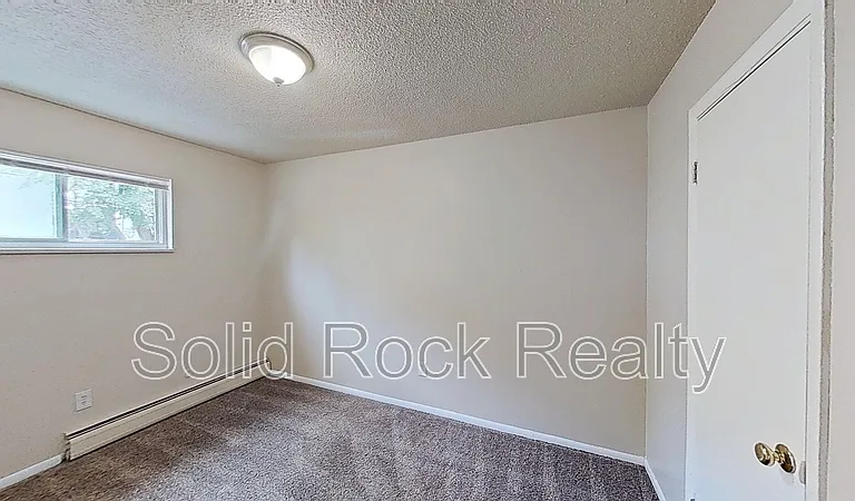 1411 S Corona Ave #5 — Photo 5
