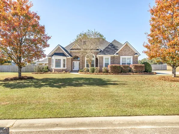 35 Falcon Crest Way, Byron, GA 31008