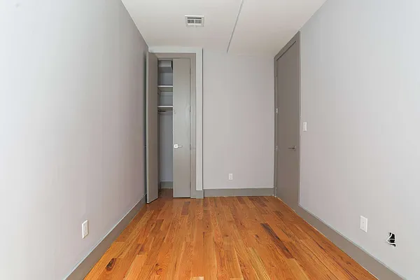 Rented by Brooklyn Group | media 32