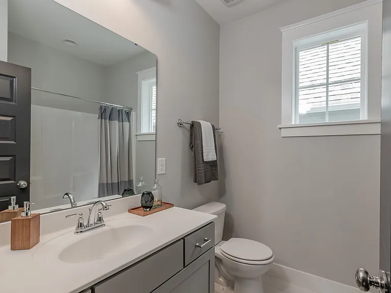 1318 Excelsior Grand Ave — Photo 36