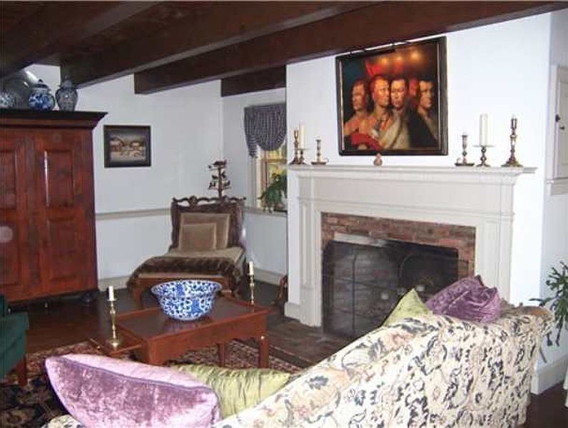 5th image of 843 HICKORY HILL Road