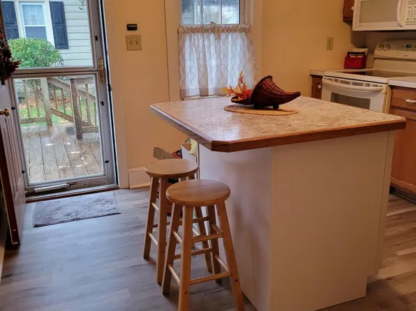 25 N Main St, Magnolia, DE 19962