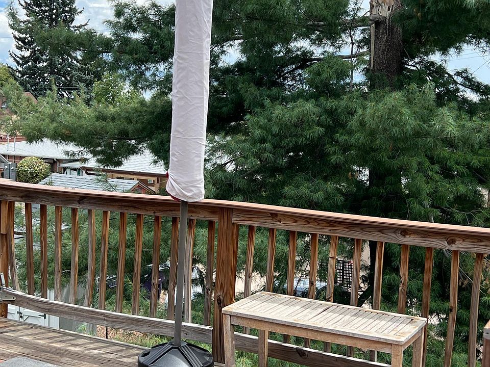 Private deck with umbrella