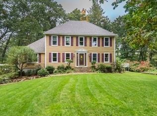 119 Rattlesnake Hill Rd, Andover, MA 01810