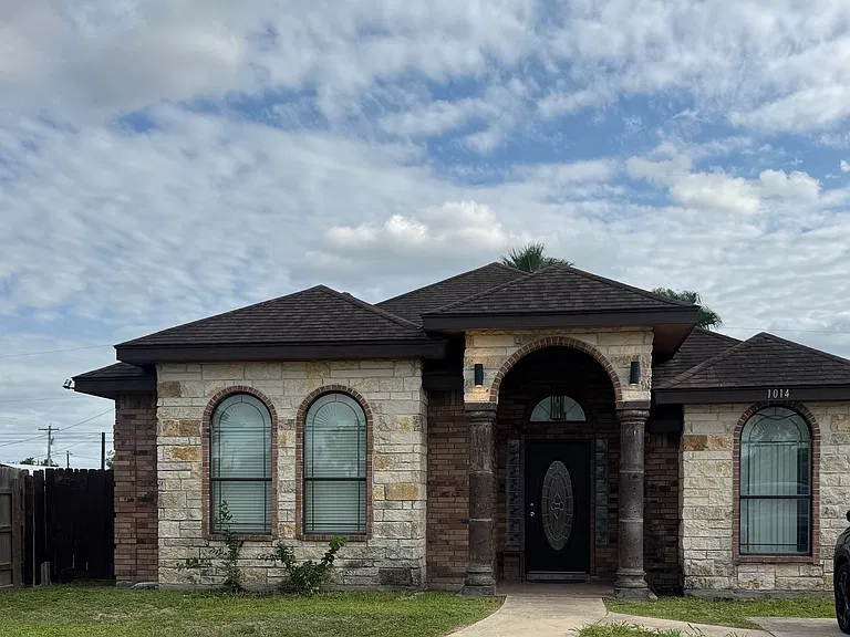 1014 E Stubbs St — Photo 13