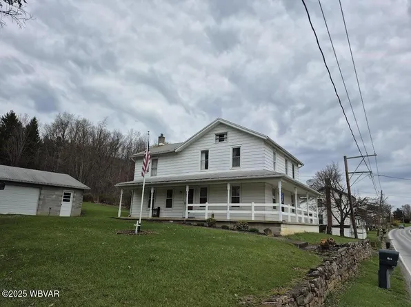 1358 W Valley Rd, Loganton, PA 17747