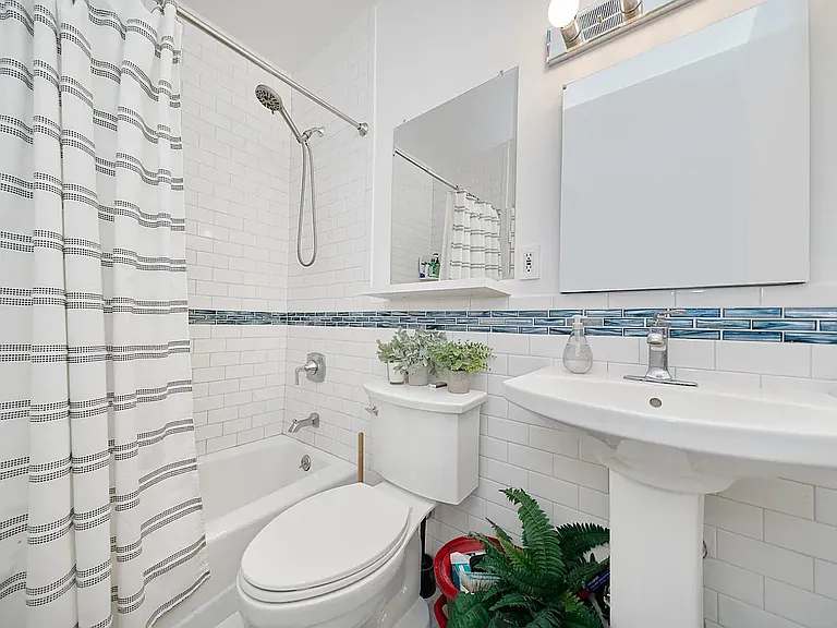137 W 110th St #2B — Photo 11