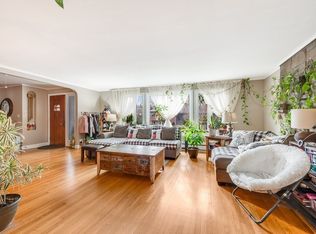 106 Woodcliff Rd, Brookline, MA 02467