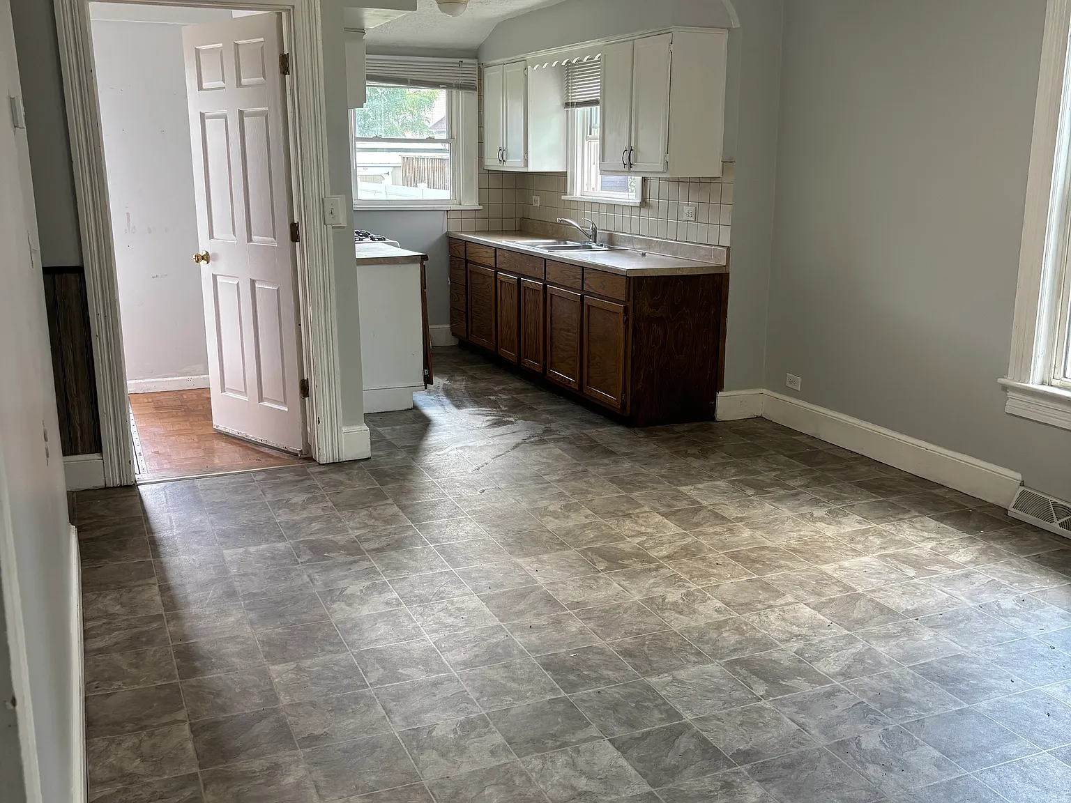 3 bed, 1632 sqft, $1,275 — Photo 4
