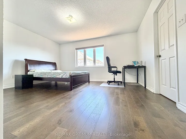7 Barnham St — Photo 15