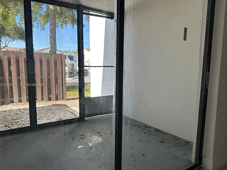 215 Lake Pointe Dr #113 — Photo 3