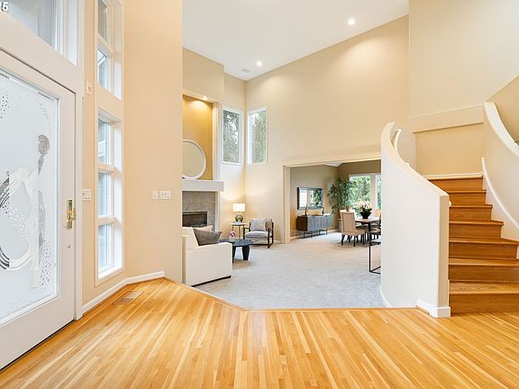 3rd image of 3710 Marquis Ct