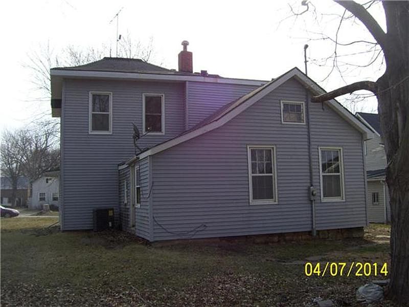 2nd image of 503 Siegel St